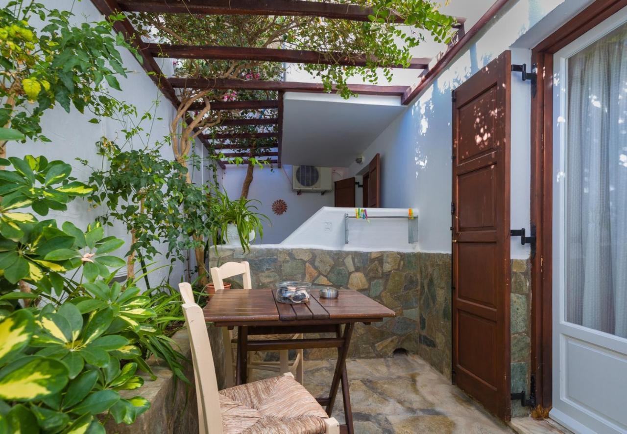 Irene Rooms Naousa Parou Náousa Exterior foto